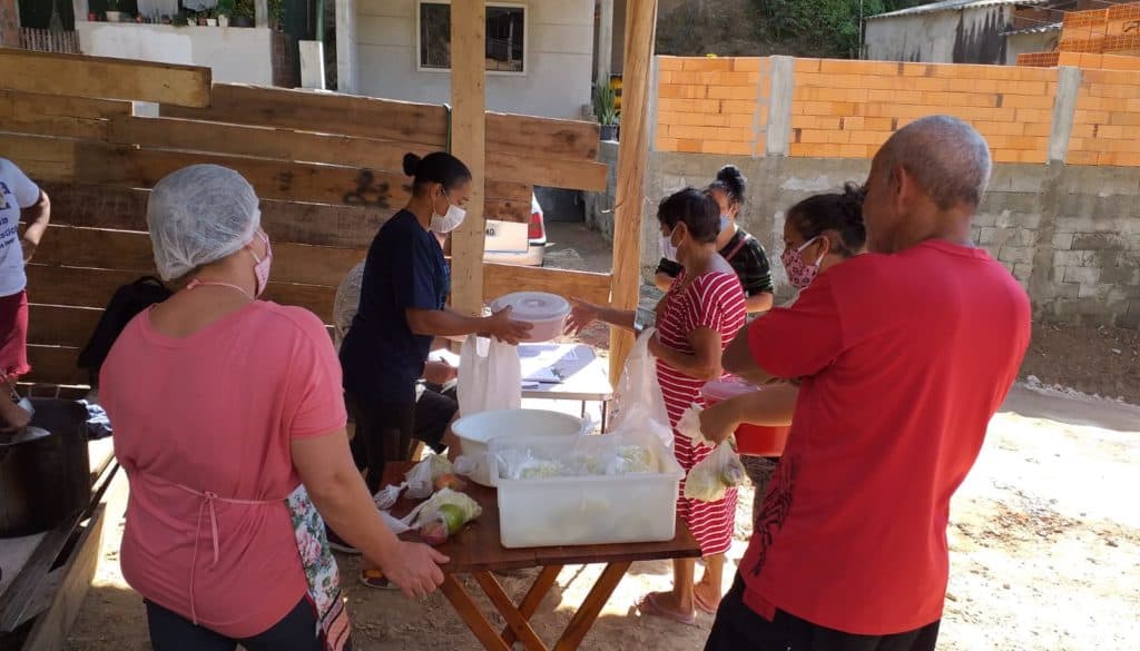 Conselhos Populares organizam a população em bairros de todo o ...
