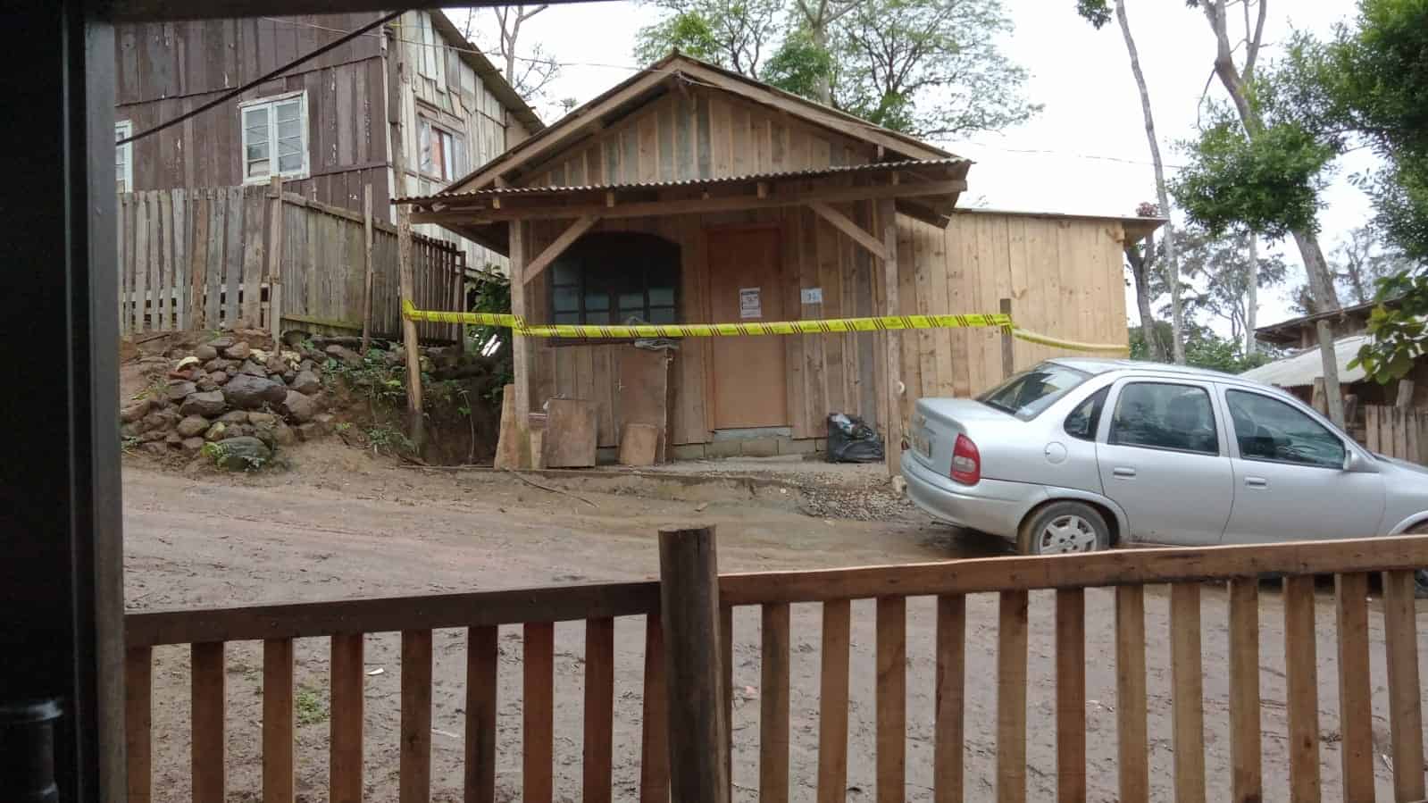 b7661350 3bee 44b4 9047 b918fbbf0173